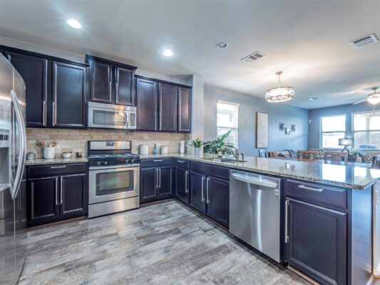 332 Fletcher Bnd, Buda