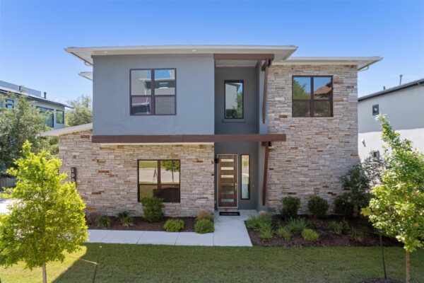 1002 Barrie Dr, Austin