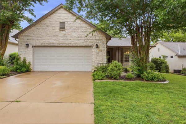 118 Bluebell Dr, Georgetown