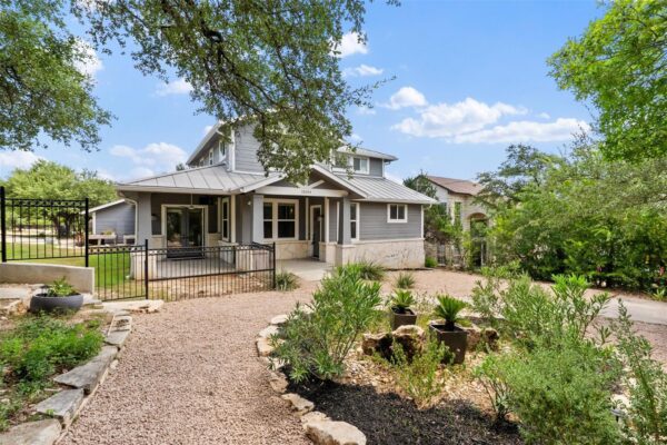 15204 Parakeet St, Austin