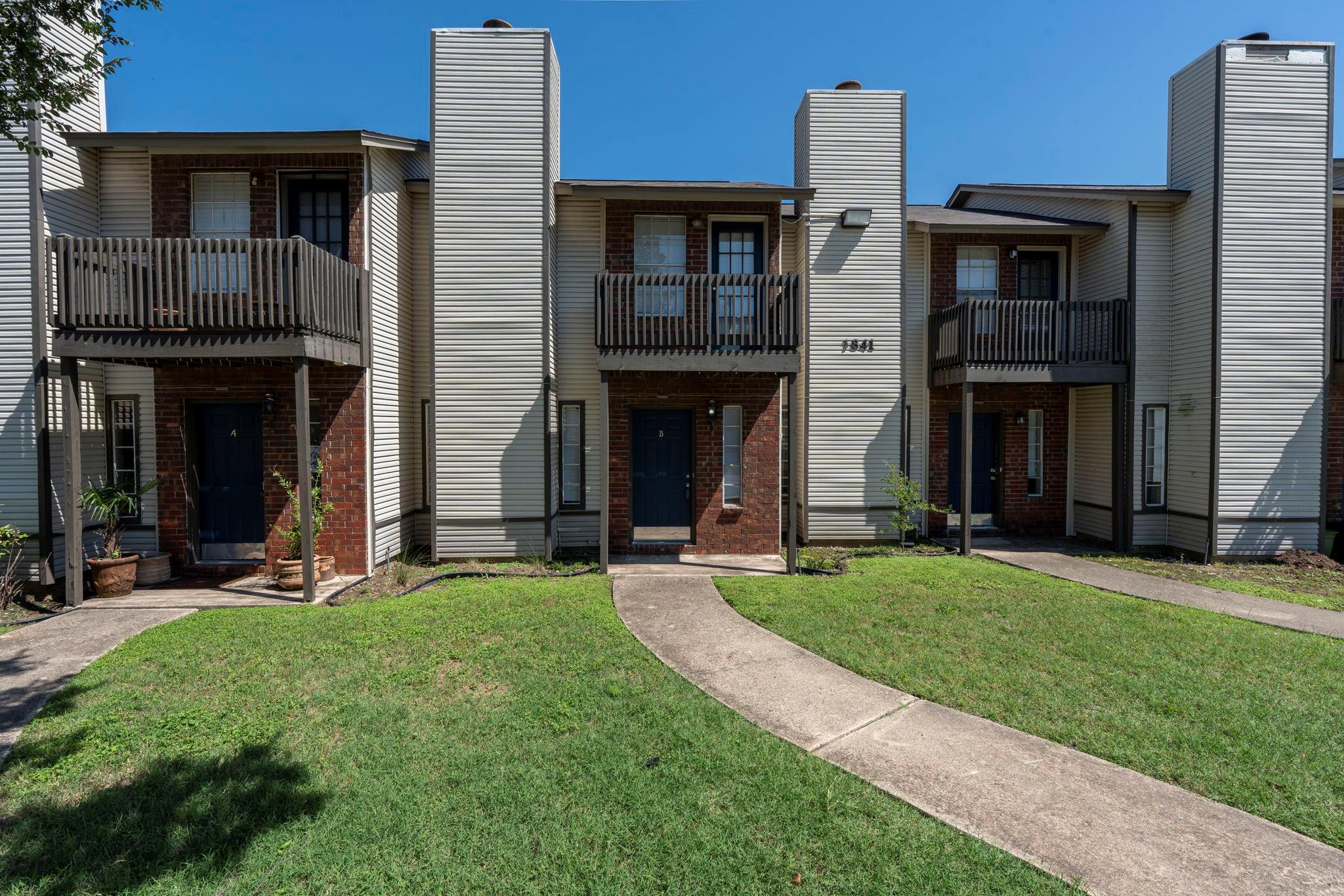 1841 River Crossing Cir #B, Austin, TX 78741