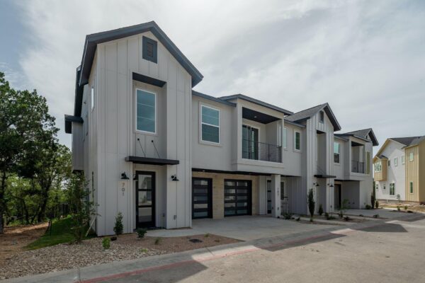 12001 Vista Parke Dr #701, Austin