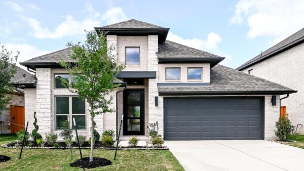 618 Bay Breeze Dr, Kyle