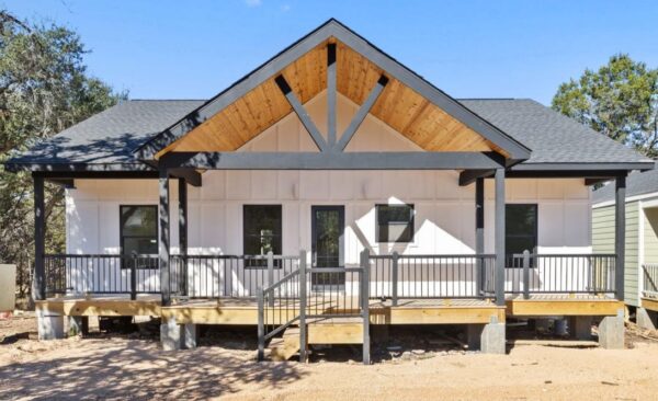 28 Wood Glen Dr, Wimberley