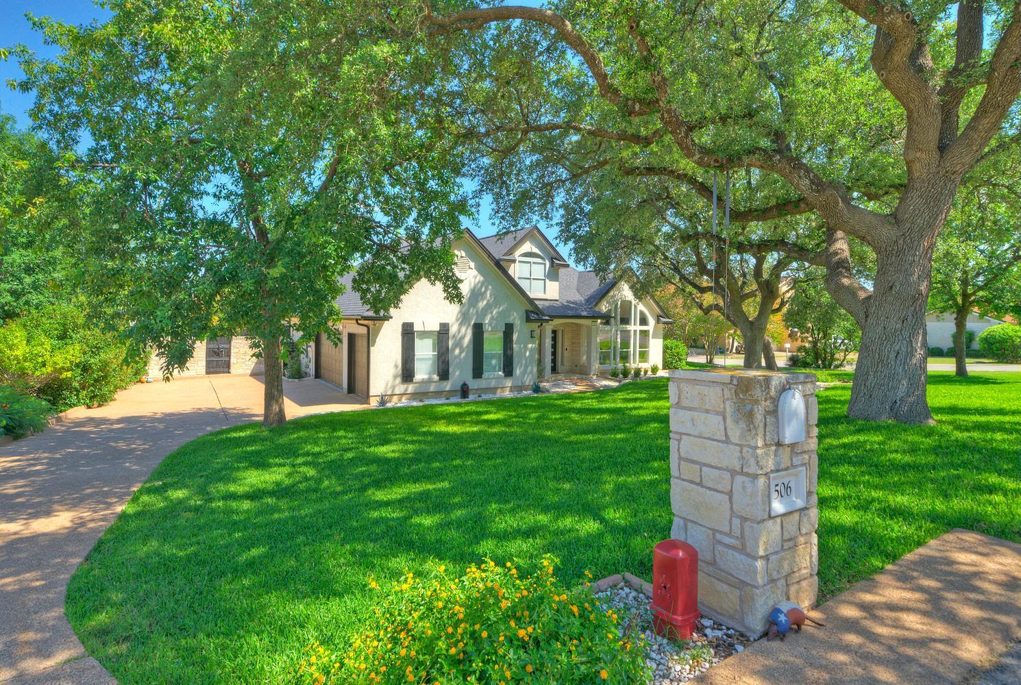 506 Tartan St, Austin, TX 78734