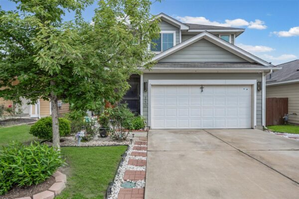 250 Twisted Oaks Ln, Buda