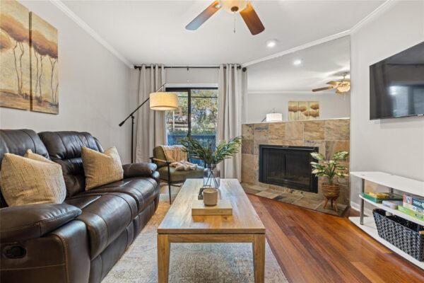 8888 Tallwood Dr #1107, Austin