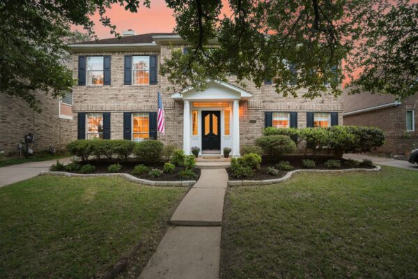 10604 Ames Ln, Austin