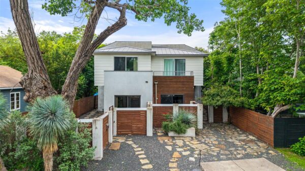 613 W Annie St #A, Austin