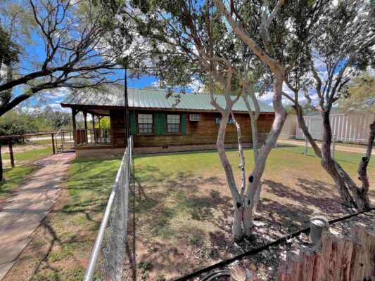 175 Elmer Rd, Llano