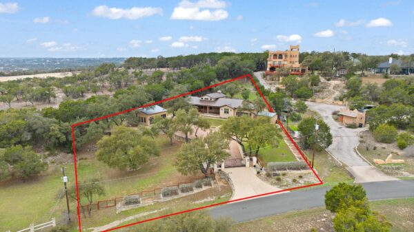 20117 Moon Dance Ln, Spicewood