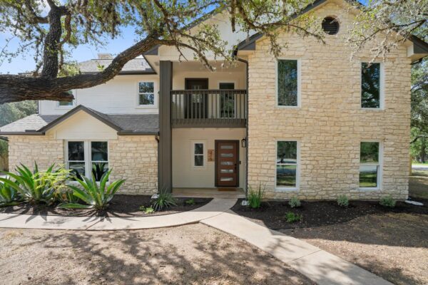 215 Dewberry Cv, Buda