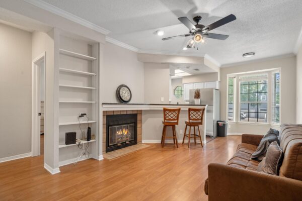 3111 Tom Green St #208, Austin