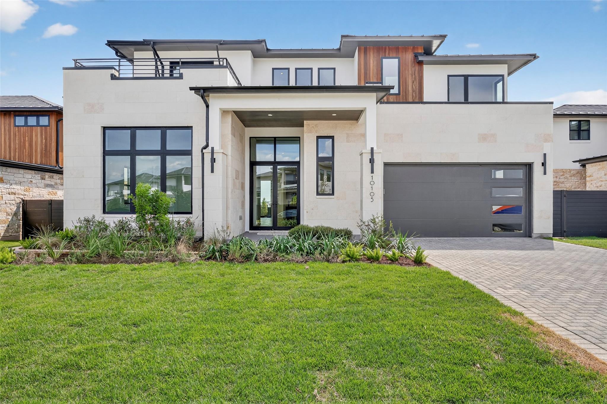 10105 Milky Way Dr, Austin