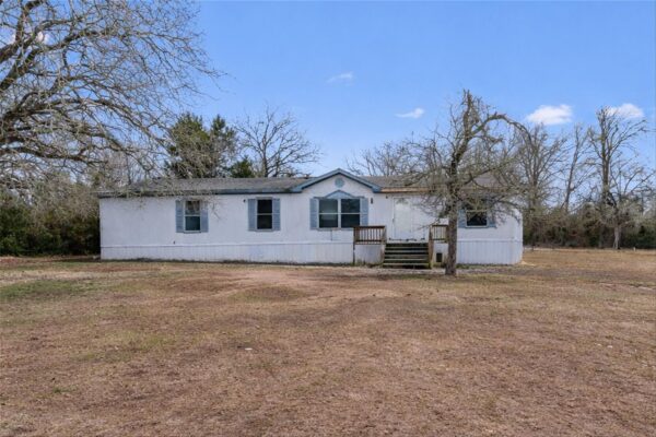 1100 County Road 474 None, Elgin
