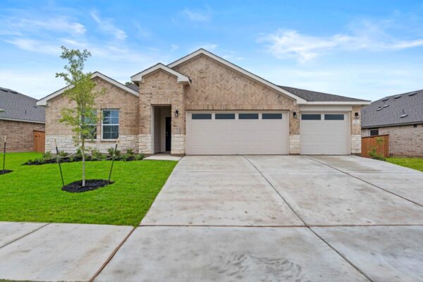 252 Rivers Edge Dr, Georgetown