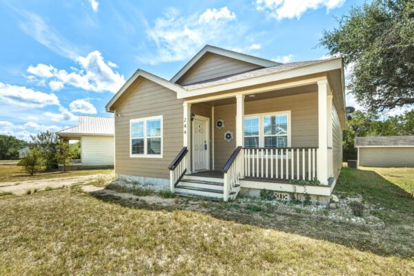 244 Heatherwood Dr #16, Driftwood
