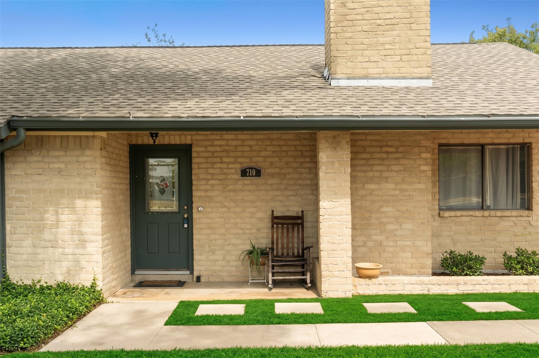 710 Lake View Cv, Round Rock, TX 78681