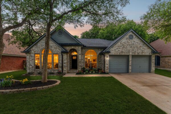 1000 Oaklands Dr, Round Rock