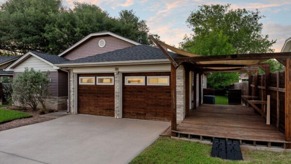 720 Great Britain Blvd, Austin