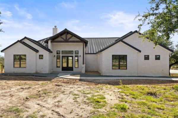 765 Legacy Hills Dr, Johnson City