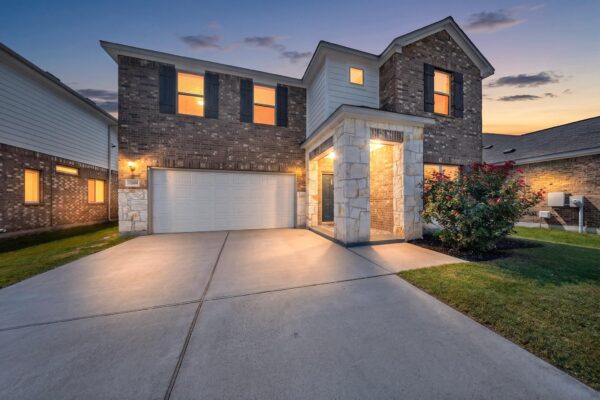 12104 Texana Trl, Manor