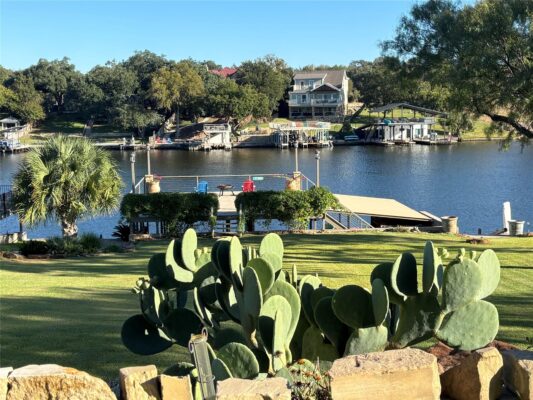 131 Primera Ct, Kingsland