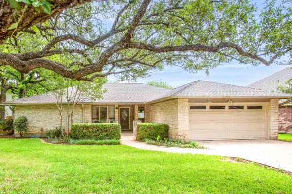 1911 Oakview Dr, Round Rock