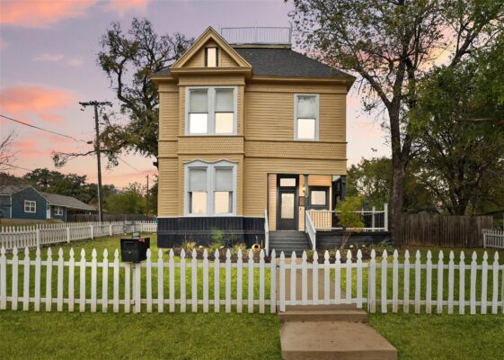 404 E 9th Ave, Belton