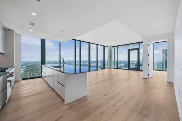 610 Davis St #4401, Austin
