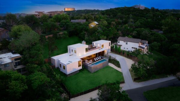 7120 Clifton Ln, Austin