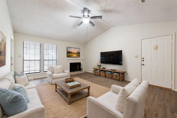 1202 Thorpe Ln #216, San Marcos
