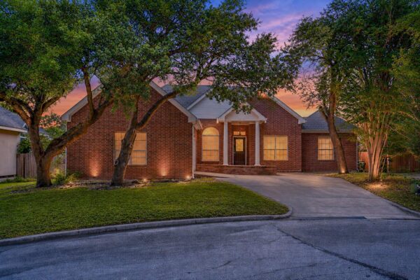 11737 Rydalwater Ln, Austin
