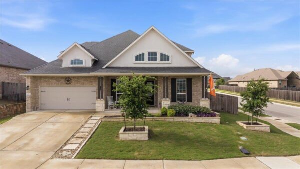 1029 Wild Pecan Loop, Buda