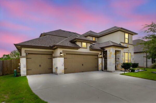 2021 Matlock Cir, Hutto