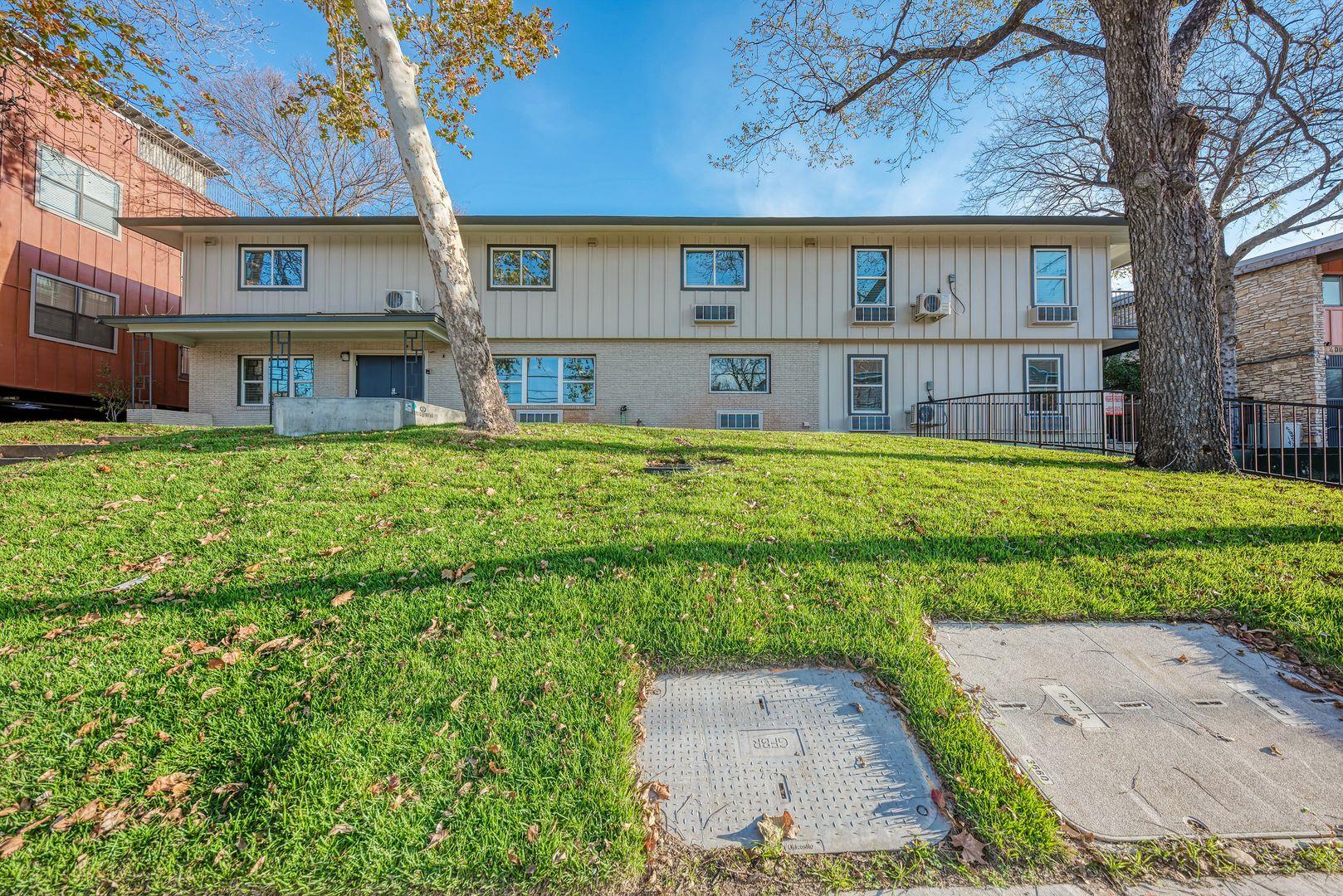 306 E 30 St #202, Austin, TX 78705