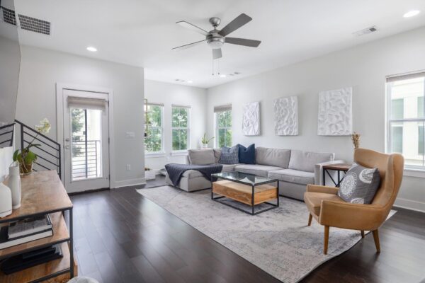 2705 Halcyon Dr #7, Austin
