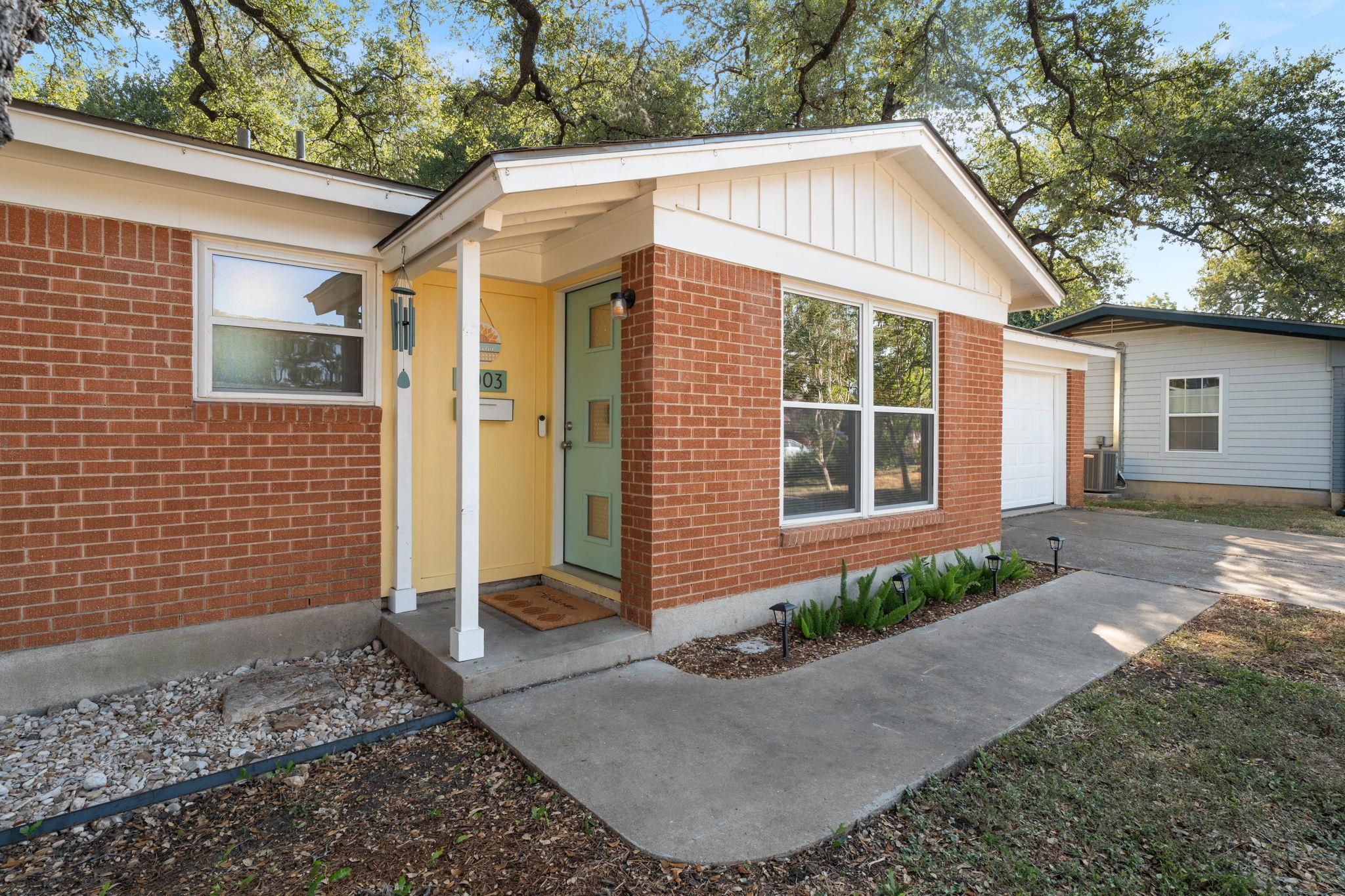 2003 Fair Oaks Dr, Austin, TX 78745