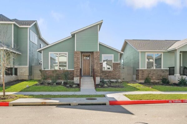 185 Weaver Ln, Bastrop