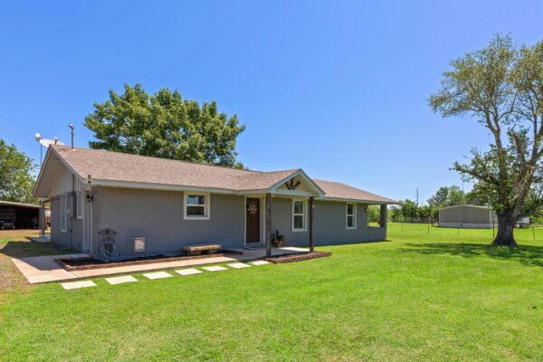 3363 Fm 713 None, Lockhart