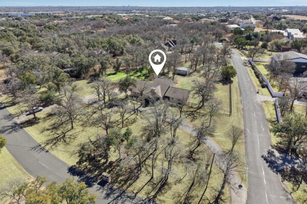 2906 Post River Rd, Cedar Park