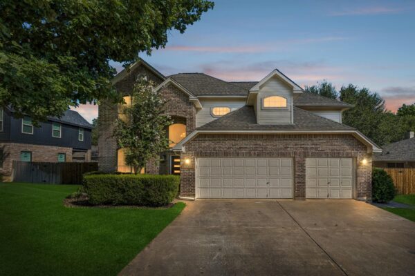 1908 Clearwater Dr, Round Rock