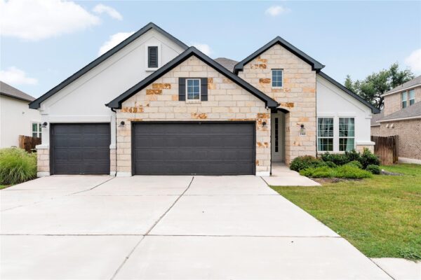 1368 Pink Granite Blvd, Dripping Springs