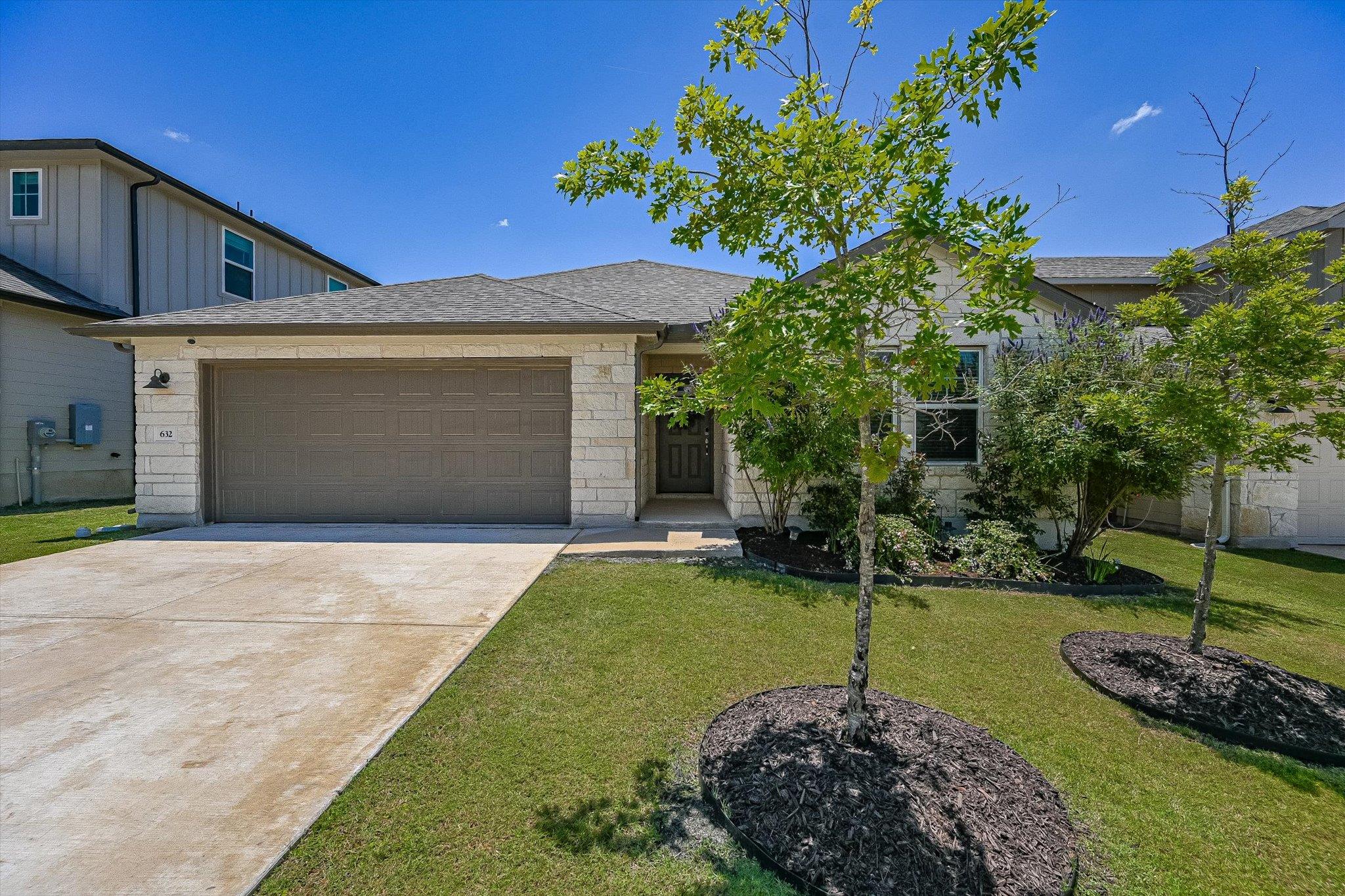 632 Wild Spur Ln, Liberty Hill, TX 78642
