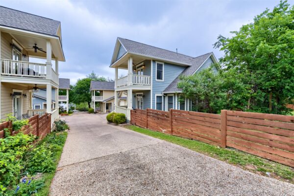 3818 Ridgelea Dr #B, Austin