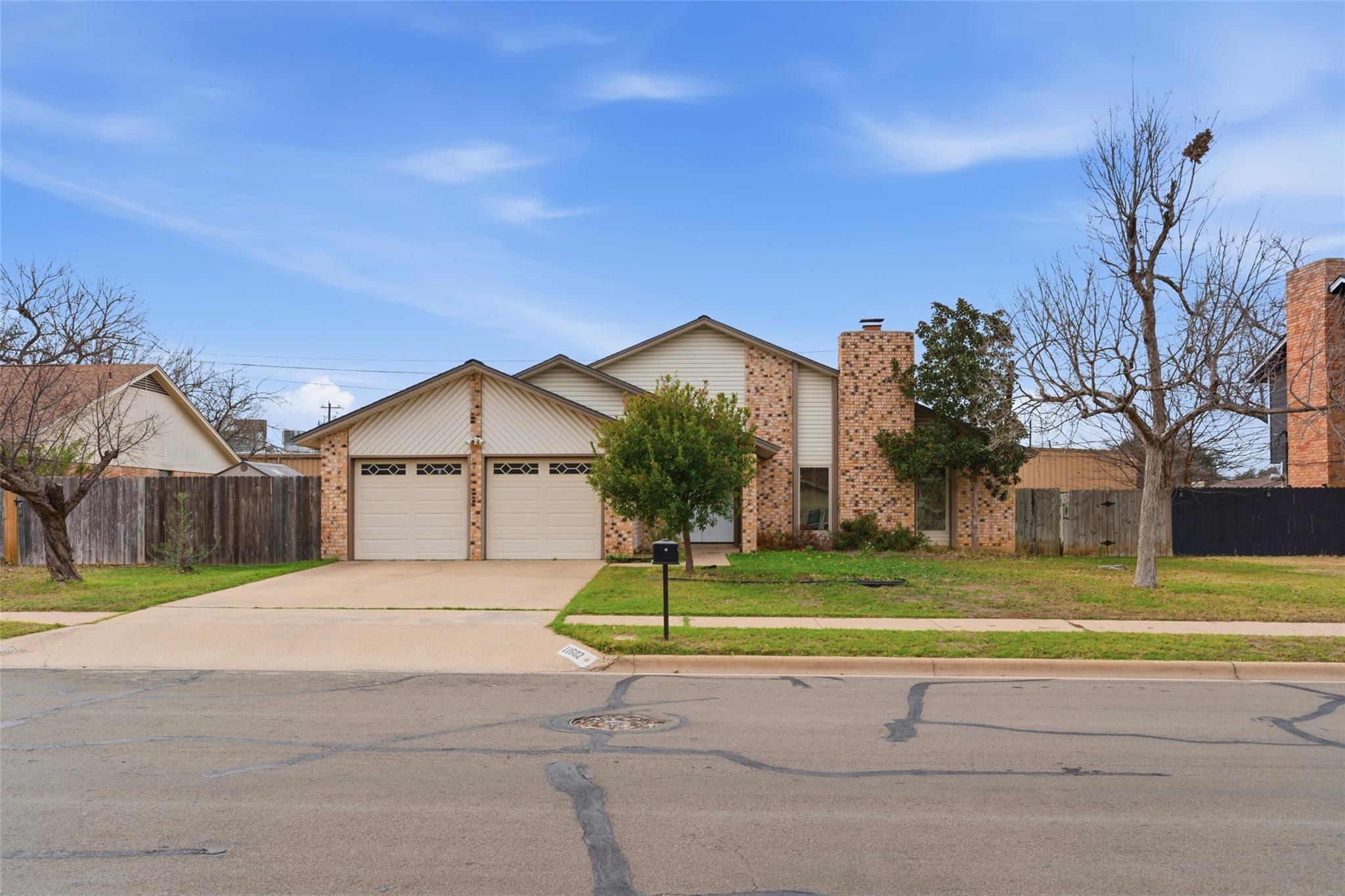 11602 Crosstimber Dr, Austin