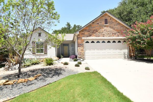 108 Camp Dr, Georgetown