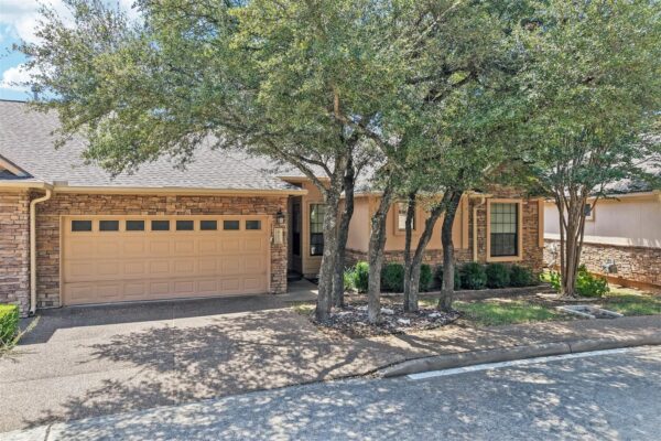 4213 Wild Iris Ln, Austin