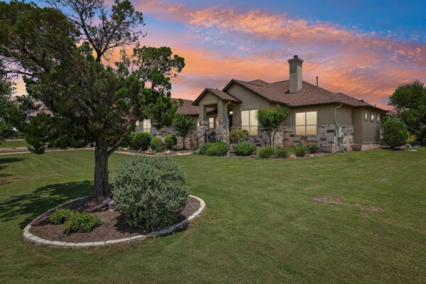 500 Dream Catcher Dr, Leander