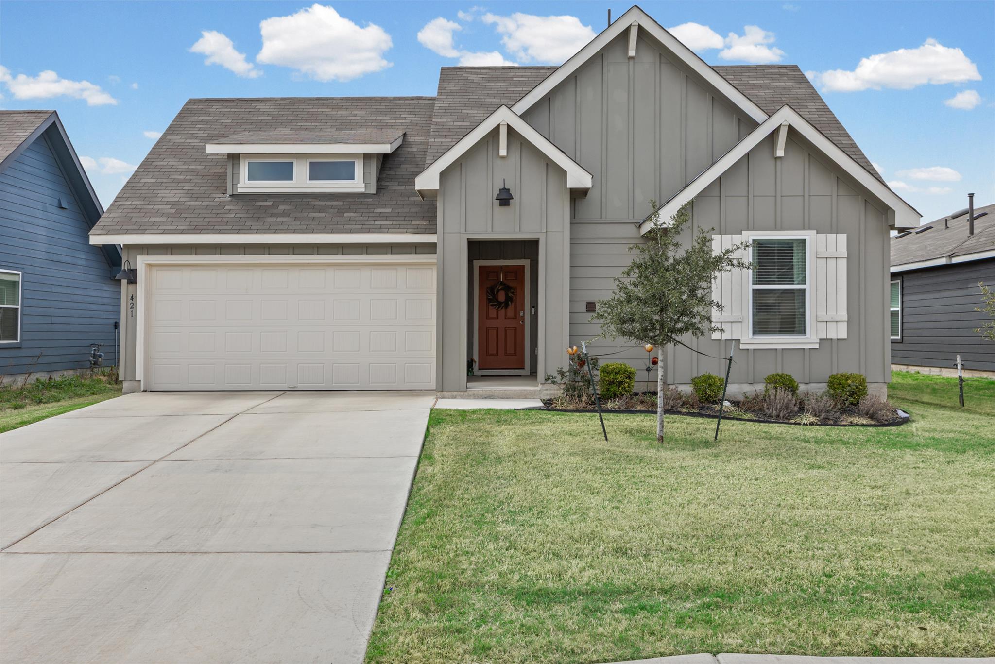 421 Lancebill Dr, Lockhart, TX 78644